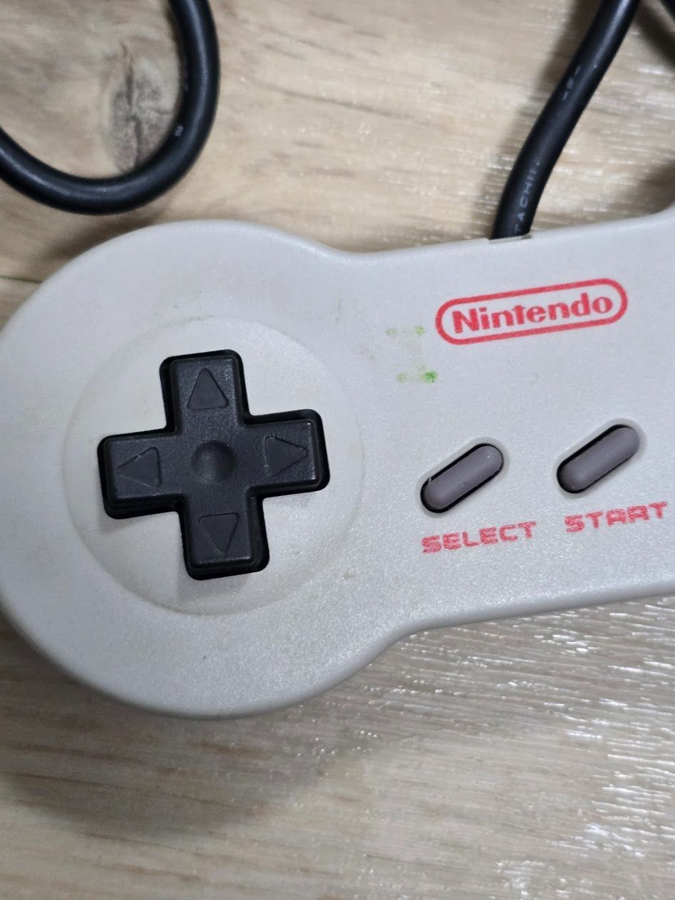 コントローラー