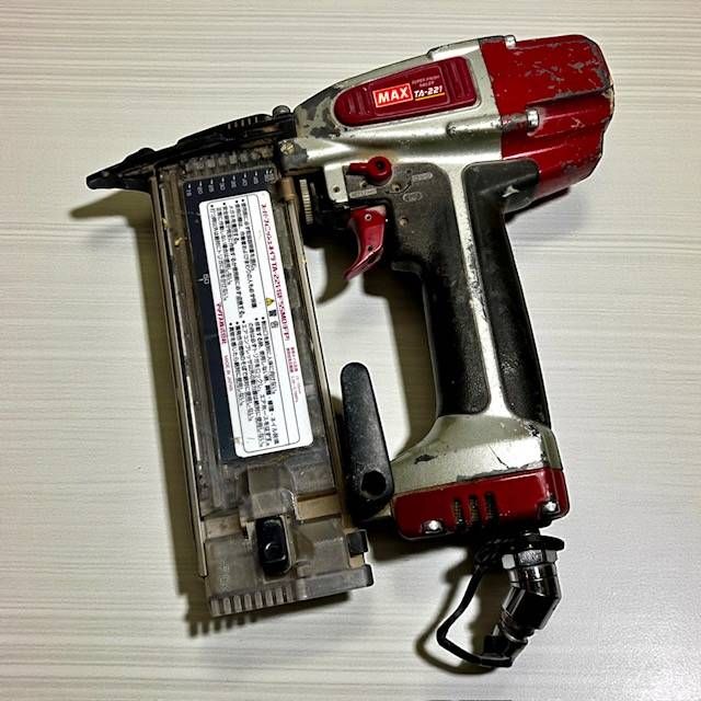 マックス MAX 常圧フィニッシュネイラ TA-221 SF 55 M 0 FP スーパーフィニッシュネイラ エアータッカー