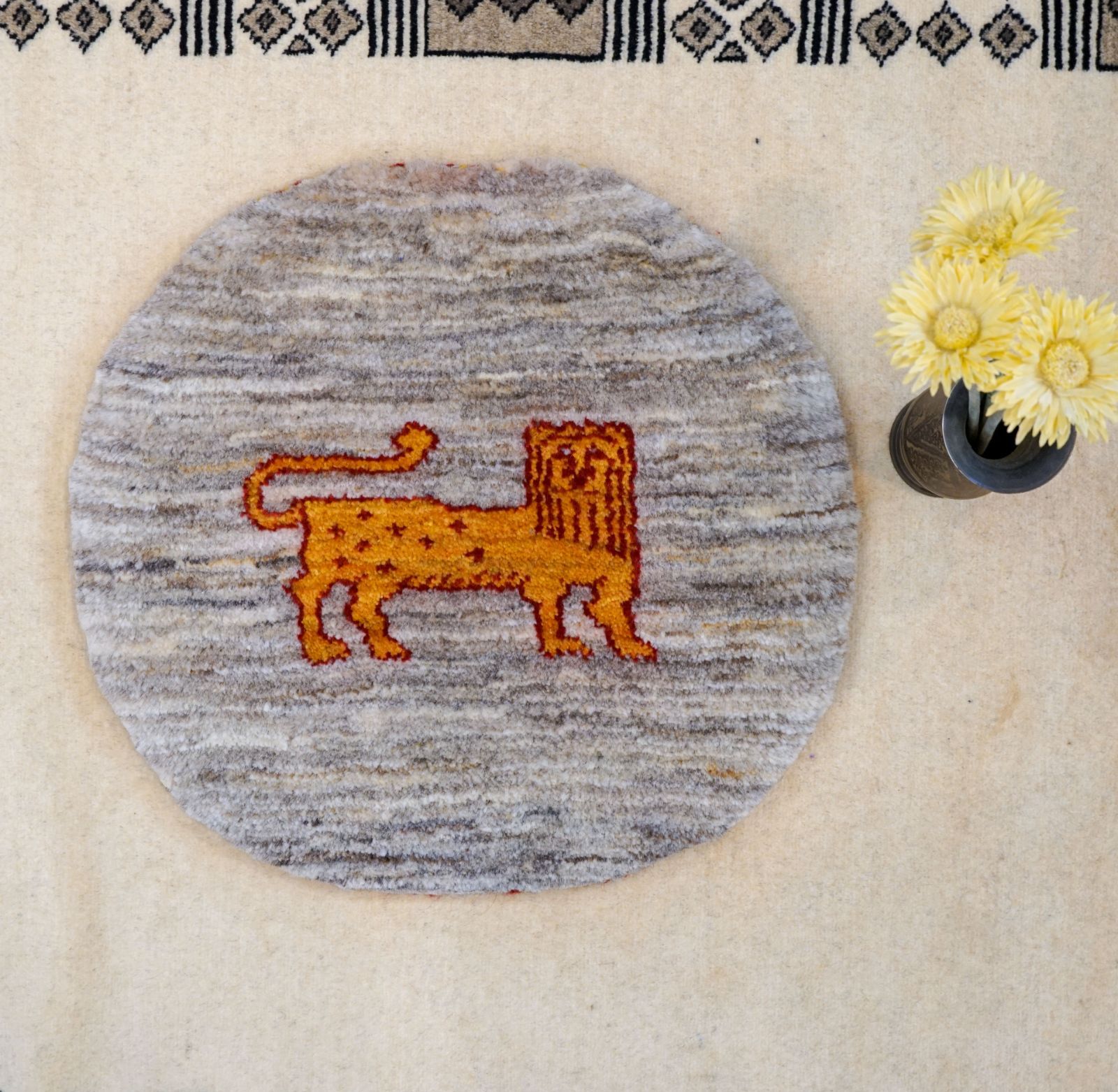 ペルシャ絨毯 手織りギャッベ カシュクリ族ギャッベ 40 cm