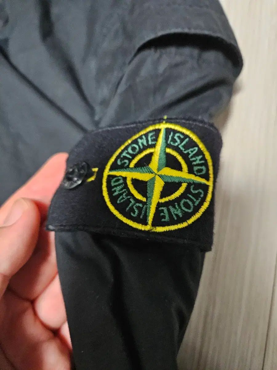 STONE ISLAND ストーンアイランド ブラック ジョガー パンツ ズボン 34