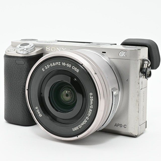 並品＞ SONY α6000 パワーズームレンズキット シルバー ILCE-6000L