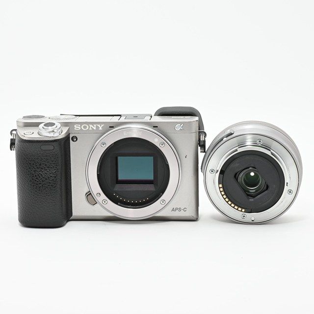 並品＞ SONY α6000 パワーズームレンズキット シルバー ILCE-6000L