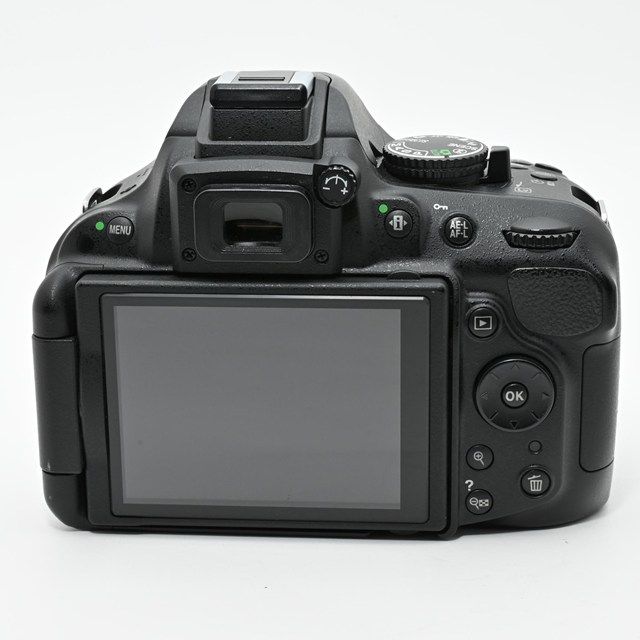 良品＞ Nikon D5200 ダブルズームキット｜18-55mm VR＋55-300mm VR