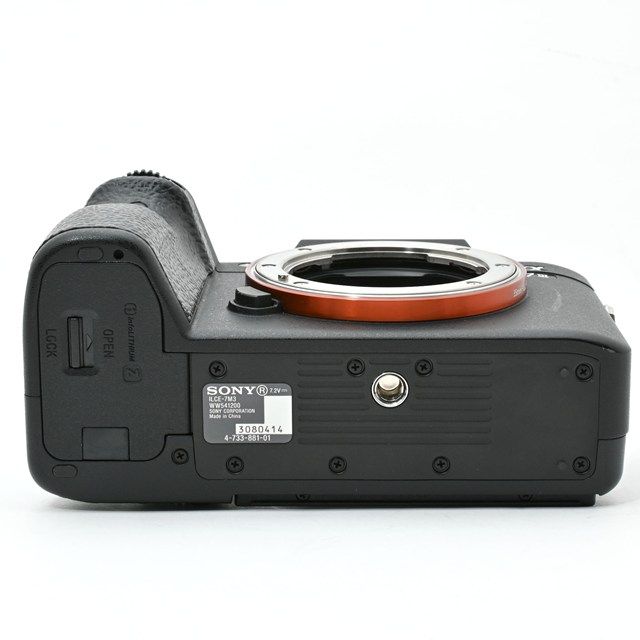 【ジャンク品】SONY α7 III ボディ ILCE-7M3 純正バッテリー ジャンク品】SONY α7 III ボディ ILCE-7M3 純正バッテリー