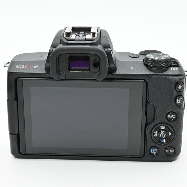 良品＞ Canon EOS Kiss M ダブルレンズキット｜シャッター数18,000枚