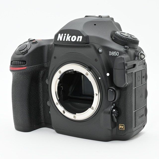 良品＞ Nikon D850 ボディ｜シャッター数17万回｜外観きれい