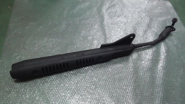 クロスカブ50 AA 06 1202 xxx の マフラー