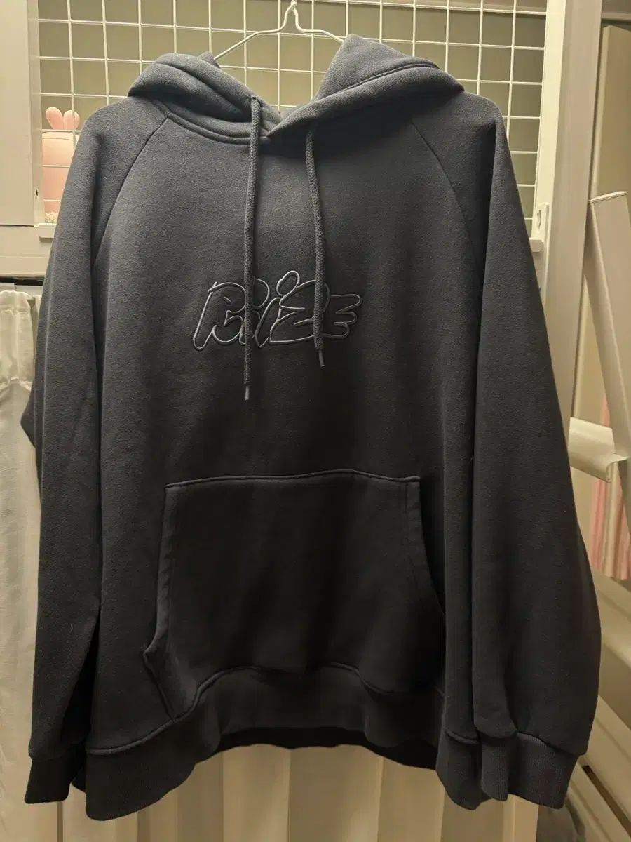 RIIZE ライズ 起毛 WHO フードTシャツ