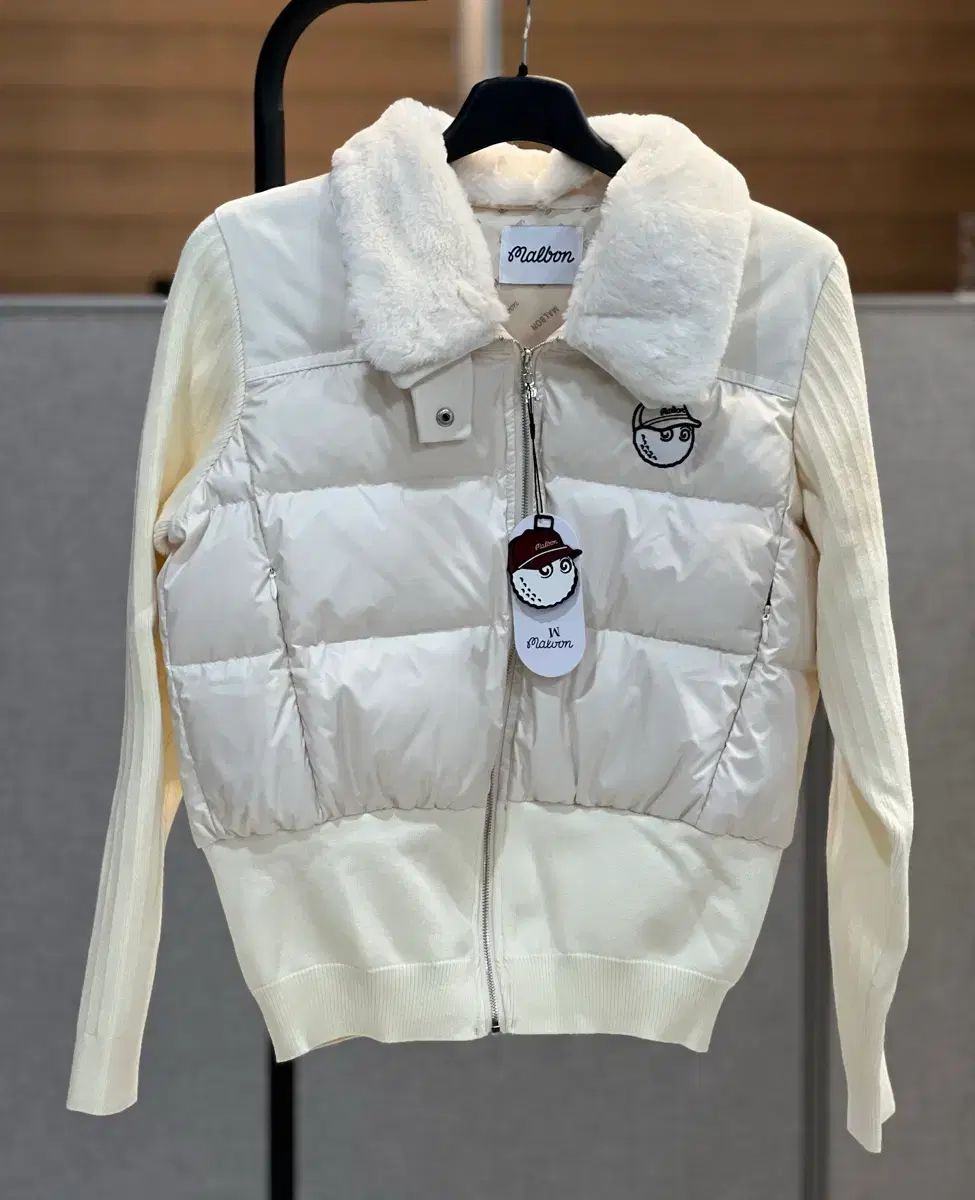 レディース ゴルフダウンジャケットMサイズ 現物