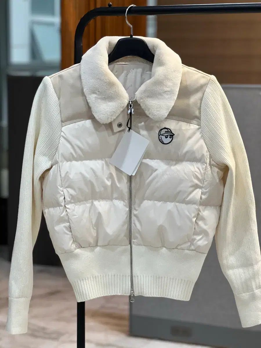 レディース ゴルフ ダウンジャケット M 現物