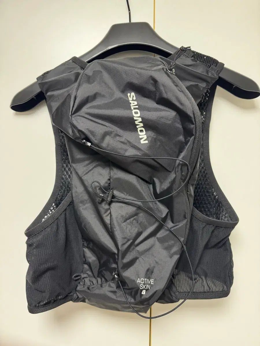 SALOMON アクティブスキン8 フラスコなし