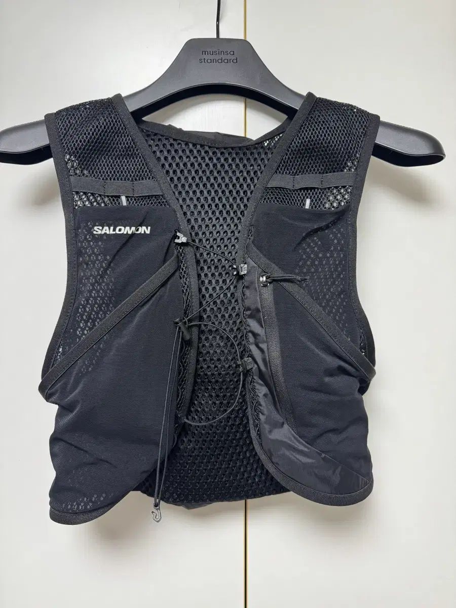 SALOMON アクティブスキン8 フラスコなし