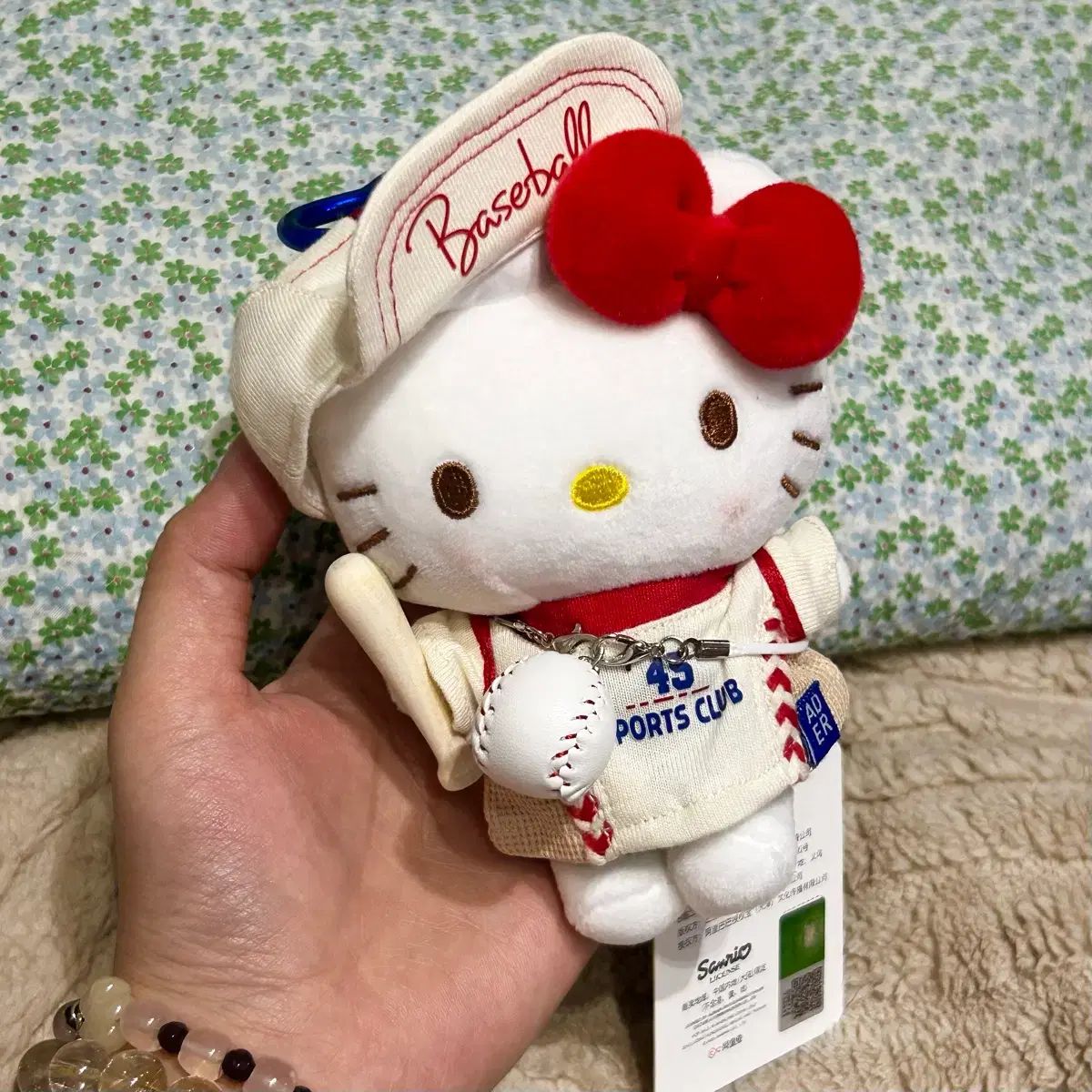 サンリオ ハローキティ 野球選手 マスコット - メルカリ