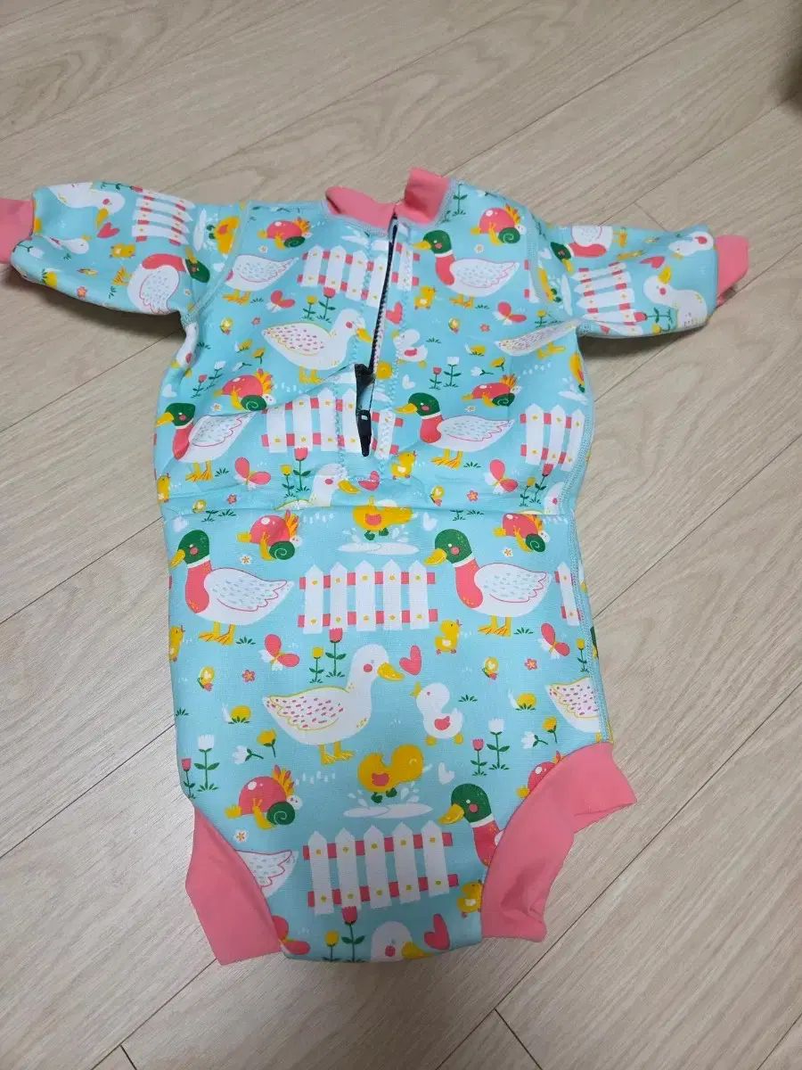 スプラッシュアバウト ハッピーライナー ウェットスーツ スイムキャップ マリンシューズ