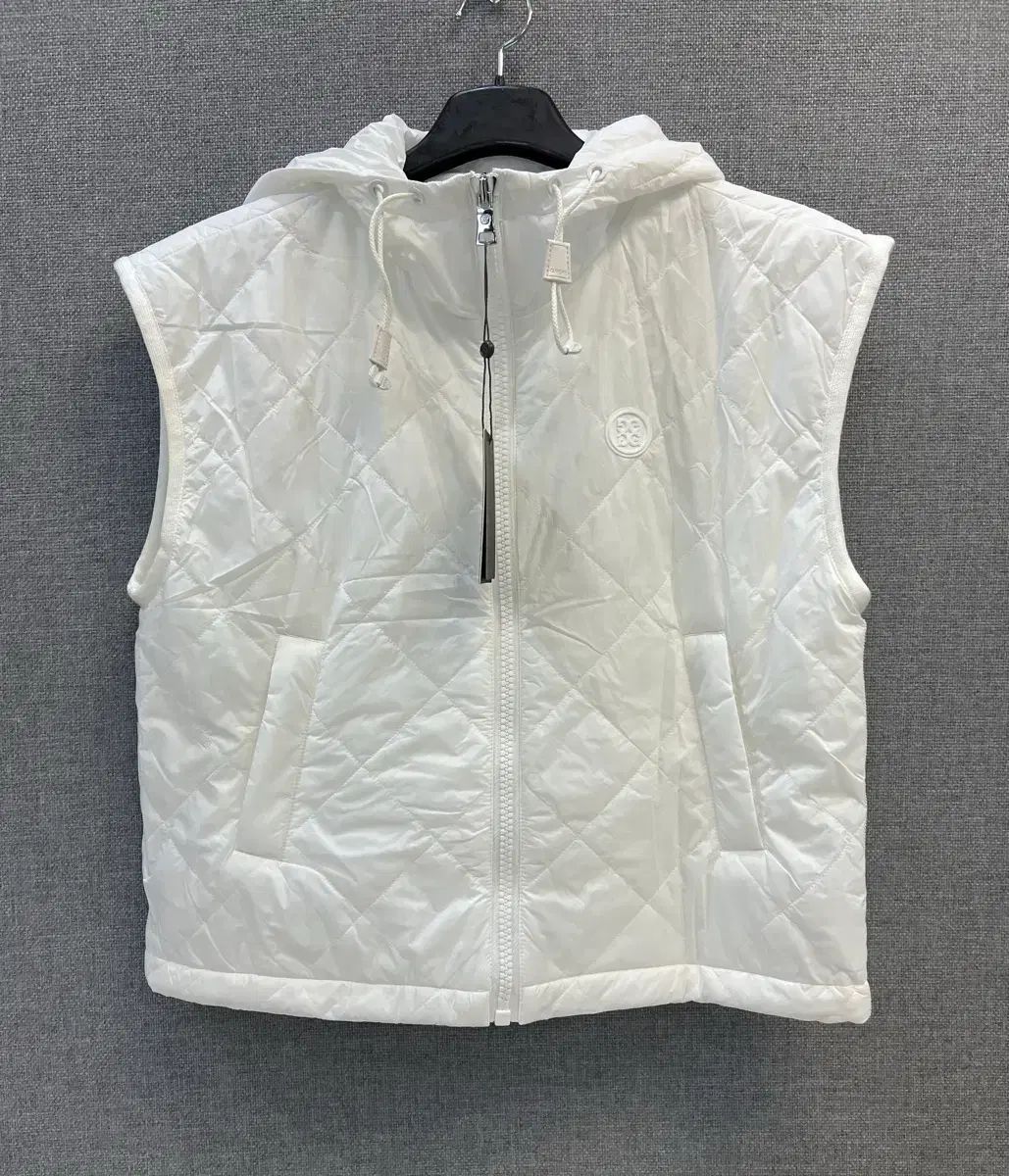 レディース ゴルフダウンベスト Mサイズ 現物