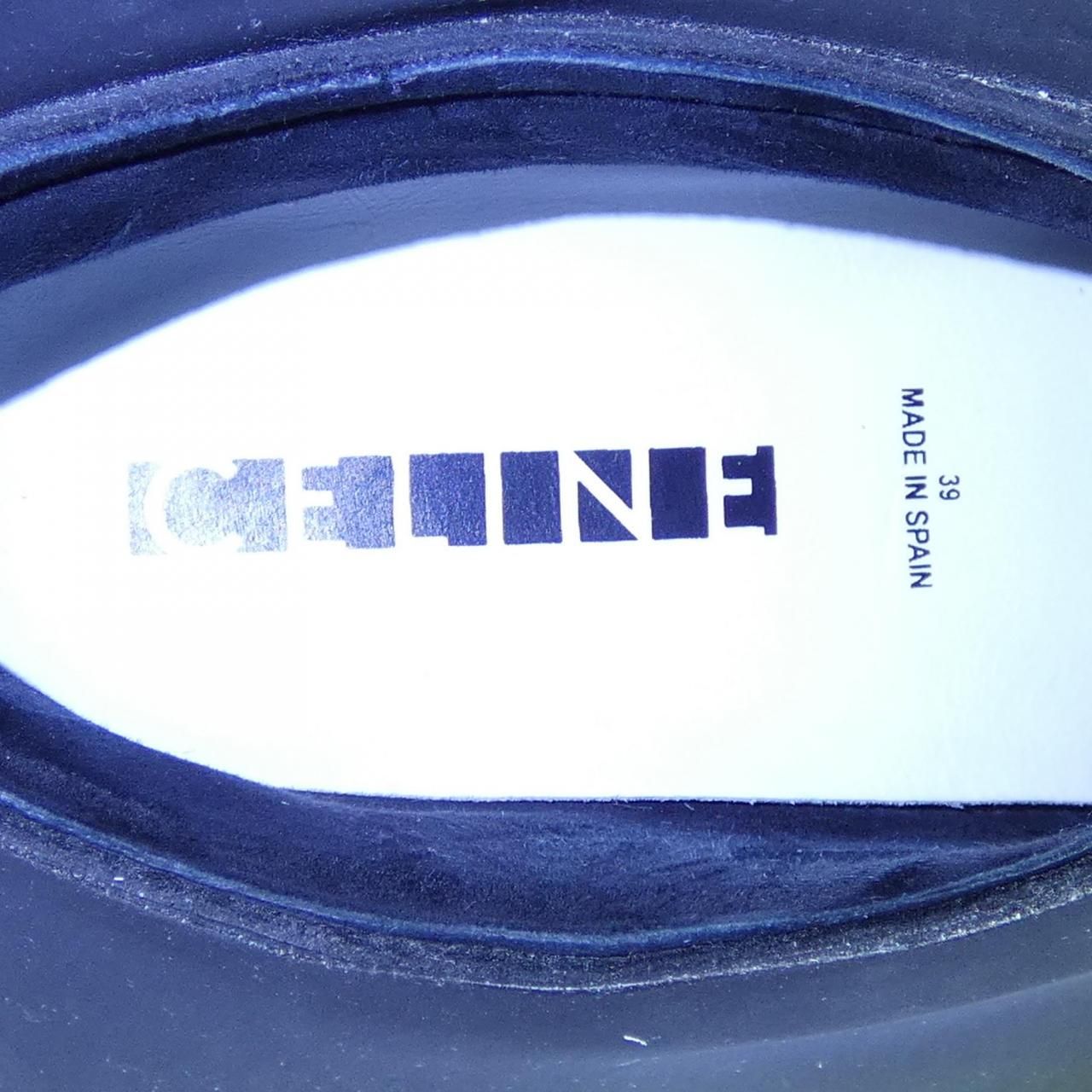 セリーヌ CELINE PLANET RUBBER Ankle Boot ロングブーツ - メルカリ