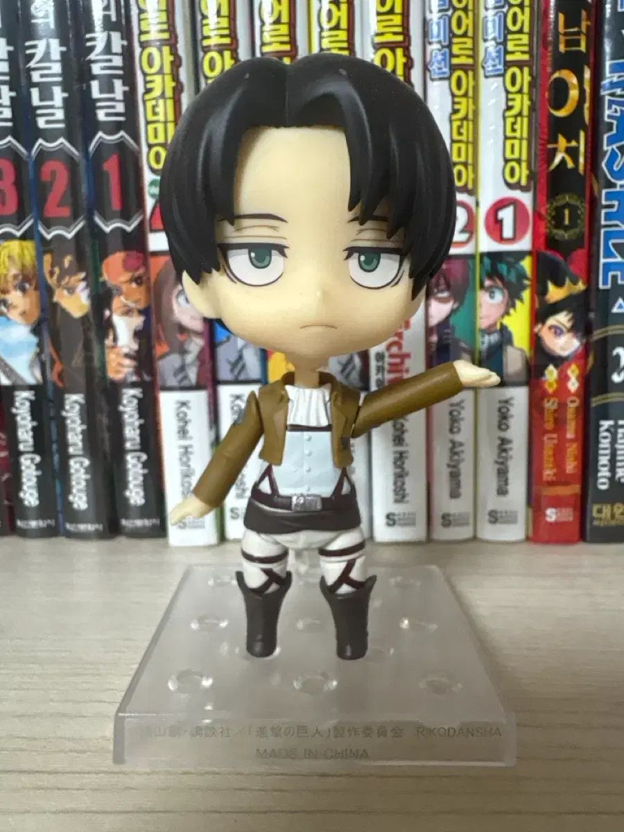 進撃の リヴァイ ねんどろいど リヴァイ ねんどろいど 進撃の巨人