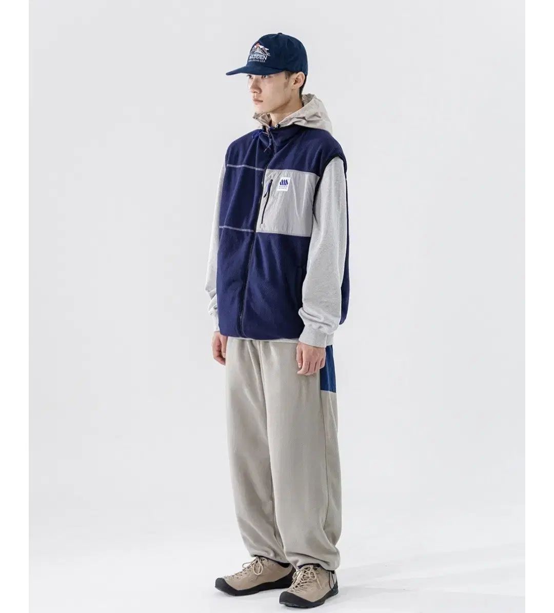 マドン リバーシブル フリース ベスト M