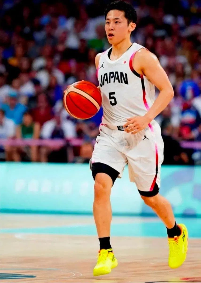 アシックス アンプ ース ロー2 パリ 川村ゆき バスケットシューズ