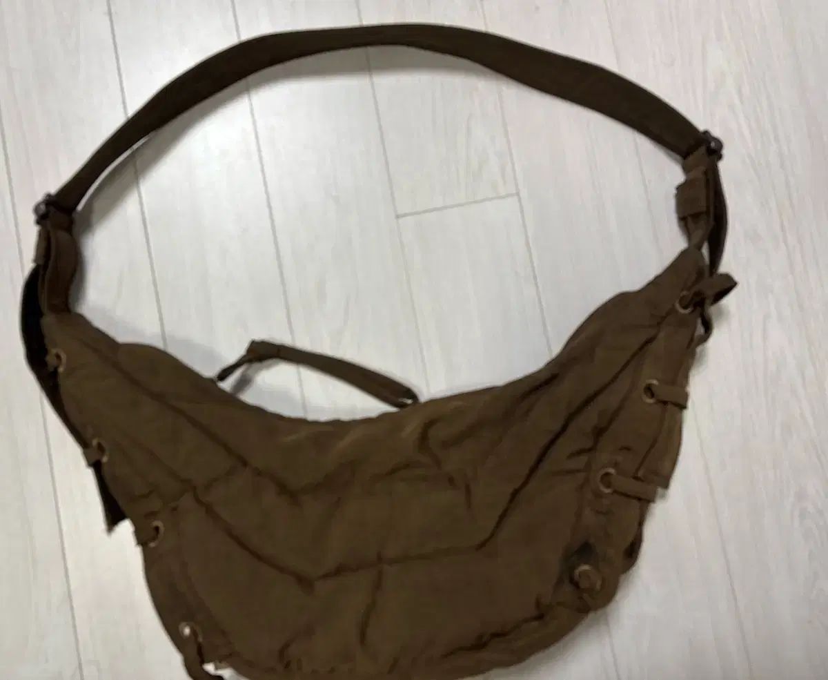 ルメール ゲームバッグ スモール コービー ブラウン