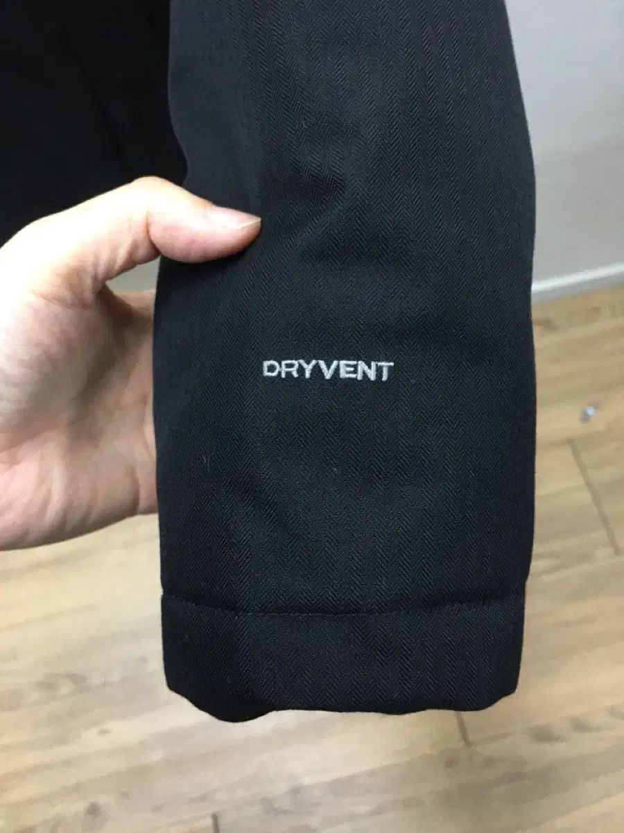 キッズ10-12歳 THE NORTH FACE ブラック ドライイベント ダウンジャケット