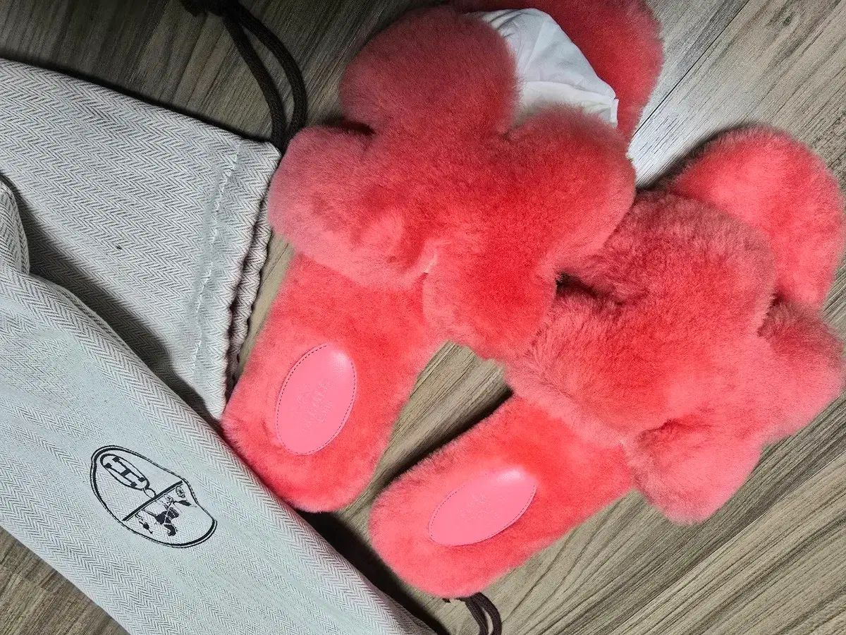 エルメス オラン シアリング サンダル ピンク