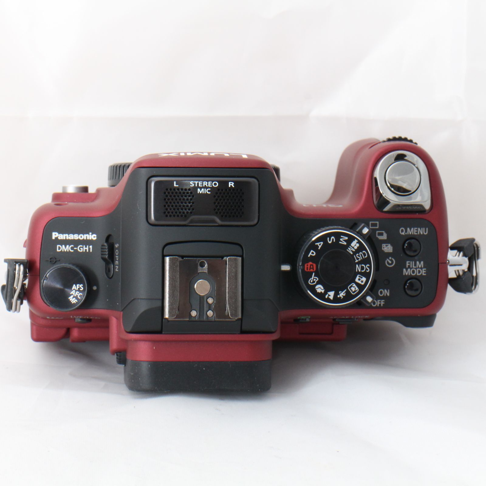 ☆新品級・ショット数82☆ Panasonic LUMIX GH1 ボディ コンフォート