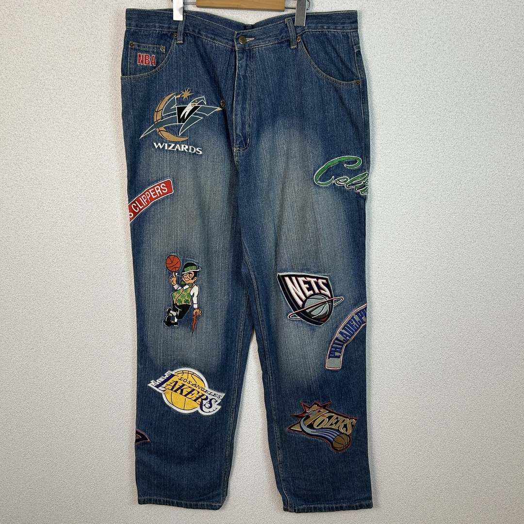 UNK アンク デニムパンツ ジーンズ NBAチームロゴ ワッペン 刺繍