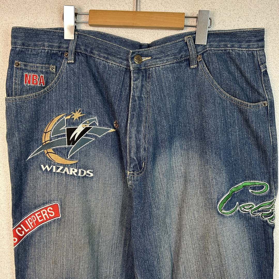 UNK アンク デニムパンツ ジーンズ NBAチームロゴ ワッペン 刺繍