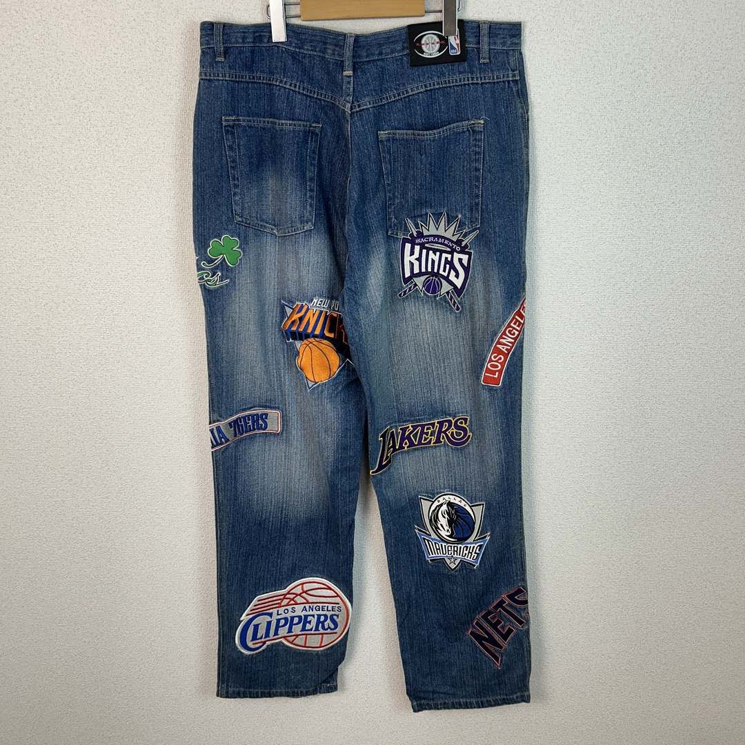 UNK アンク デニムパンツ ジーンズ NBAチームロゴ ワッペン 刺繍