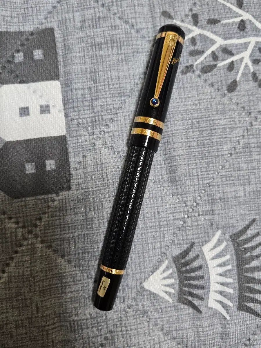 MONT BLANC ドストエフスキー 万年筆 Mニブ