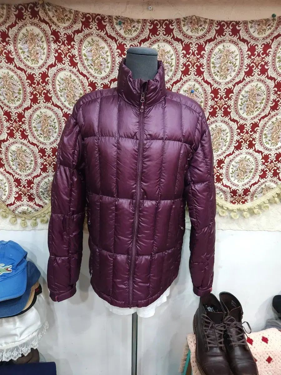 モンベル 1000フィル グース ダウン アウター