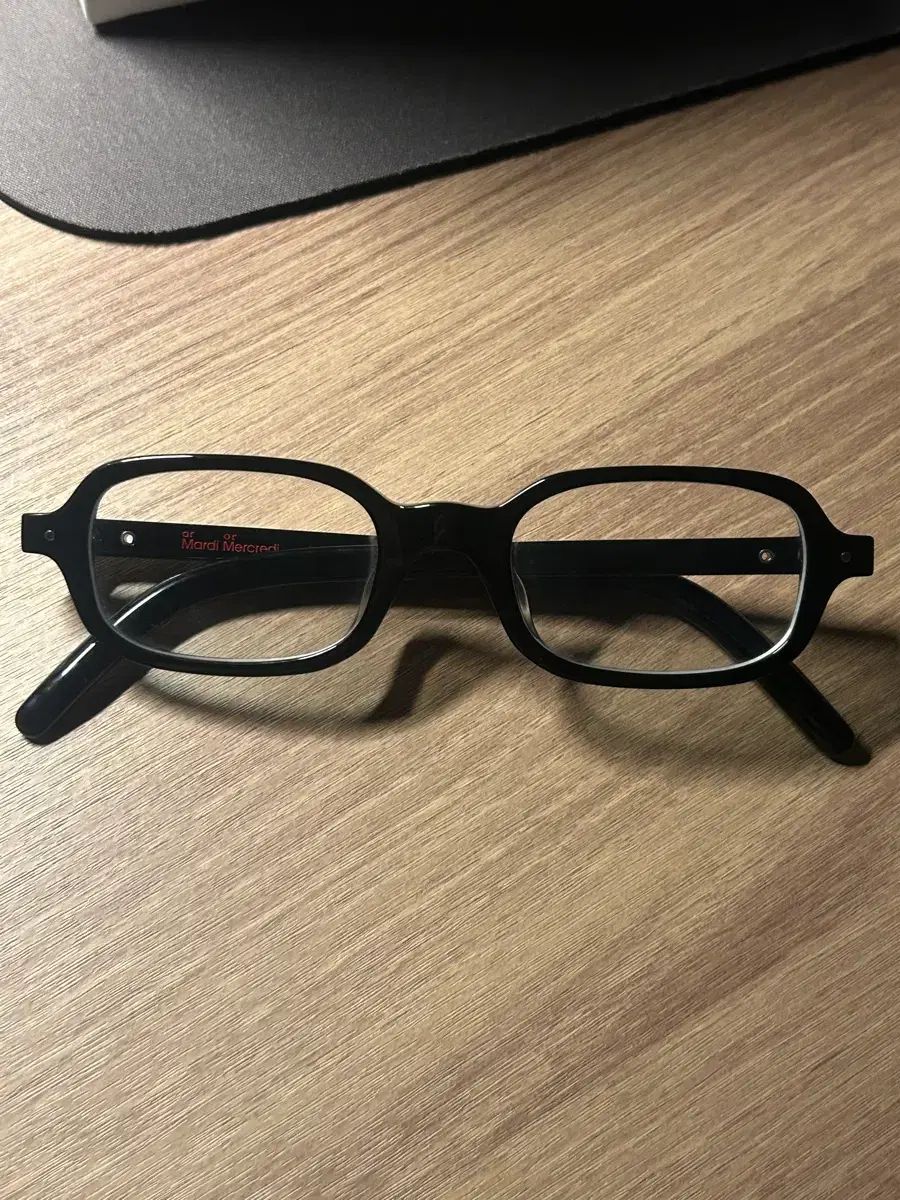 オルオル マルディメクルディ メガネ