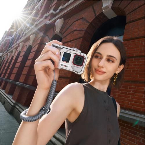 Insta 360 Ace Pro 2 ストリート撮影キット アークティックホワイト シングルバッテリー ムーンライト シルバー 納期約１ ２週間