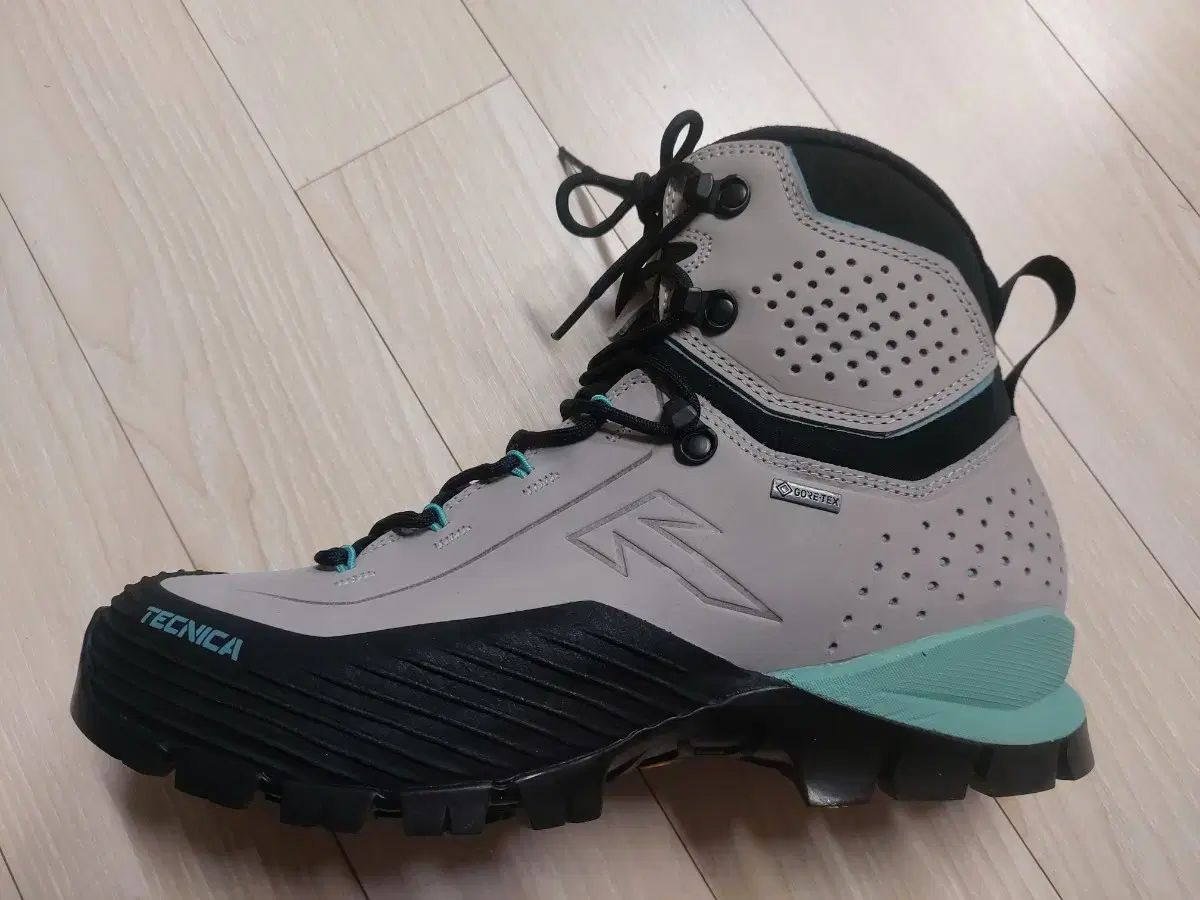  テックニカ Forge 2 0 登山靴 260 登山靴 トレッキングシューズ アウトドアシューズ