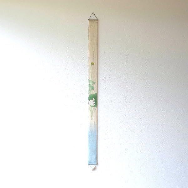 タペストリー おしゃれ 壁掛け 和風 和モダン 麻 縦長 細長い 細タペストリー 蓮一輪 5 b 0 fdfa 8