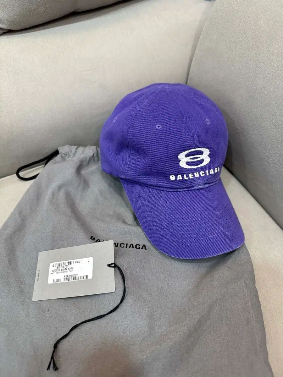 バレンシアガ ユニティ ベースボールキャップ