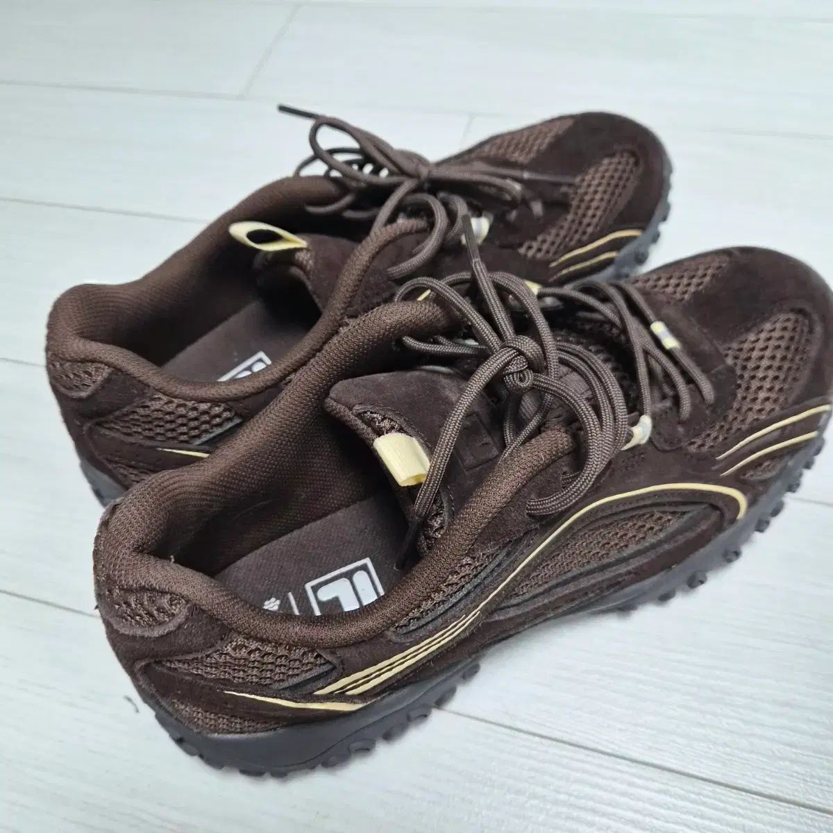 フィラ エシャペ LX チョコ ブラウン 245 250 240 オリーブ