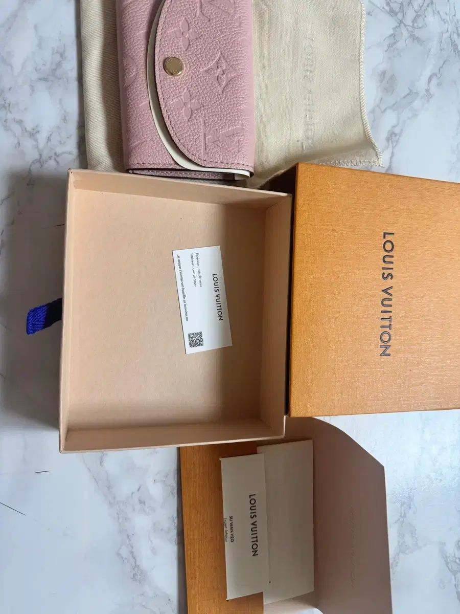 Louis Vuitton ルイヴィトン ロザリ コインパー IN ピンク SSS級