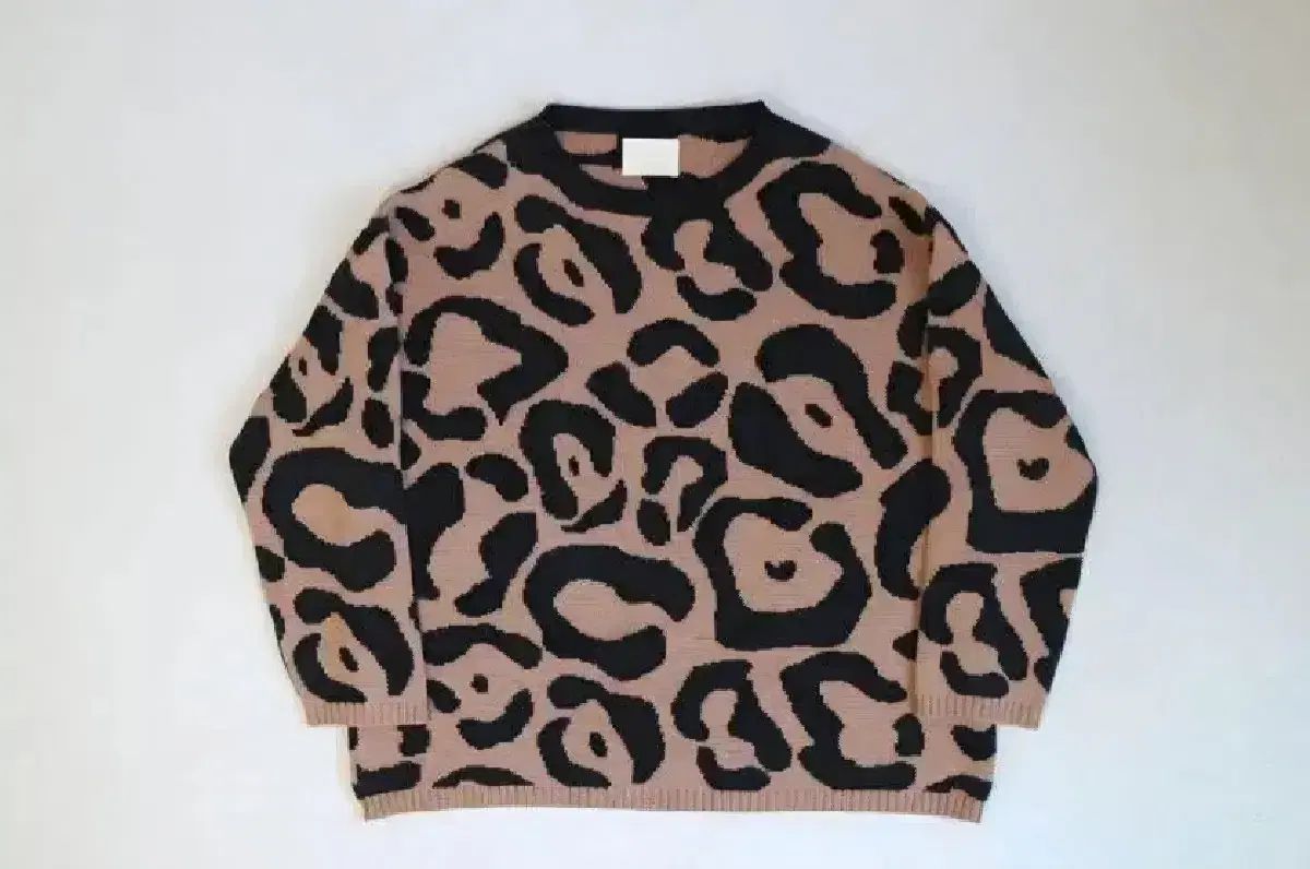 菅田将暉着用 neon sign レオパードニット ホウ（レオパード） 菅田将