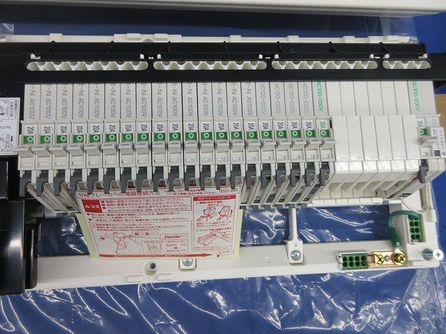 住宅用分電盤 -3