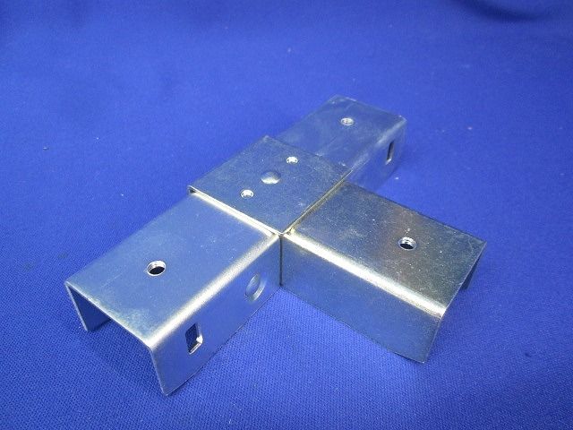 レースウェイ エルボ水平T形