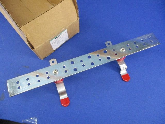 サーキットブレーカアクセサリ 1