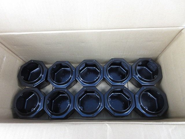 プレキャストコンクリート用八角大形アウトレットボックス 入