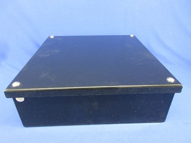 プルボックス 被せふた 300 100 WP 黒 型番不明