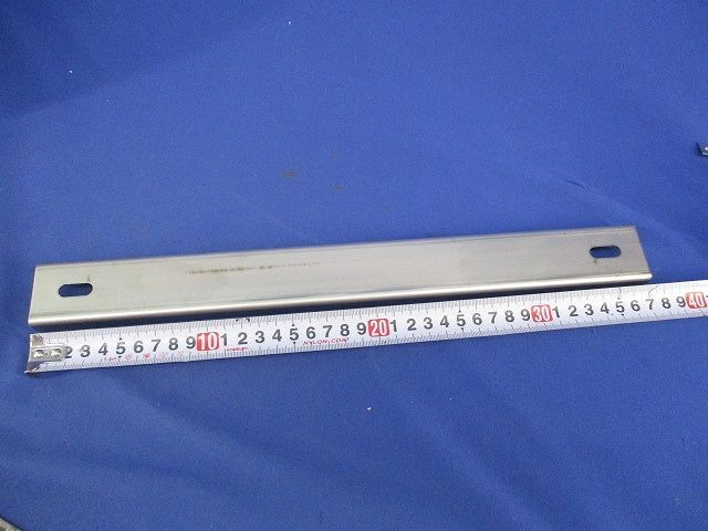 上下カバークランプ