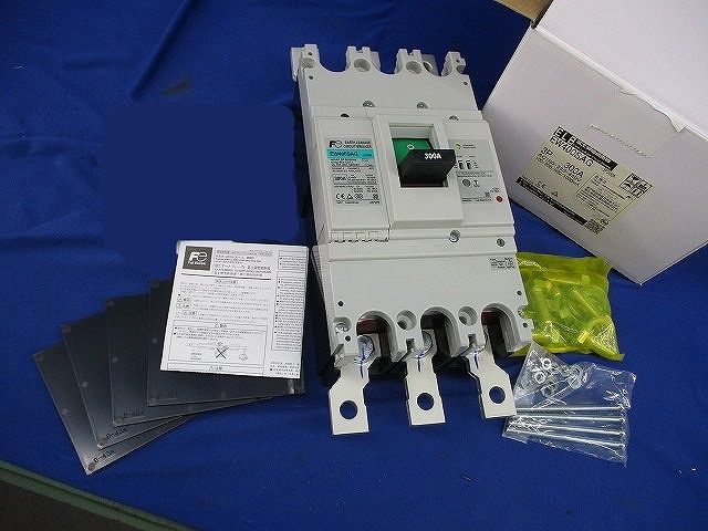 サーキットブレーカ3 P 300 A