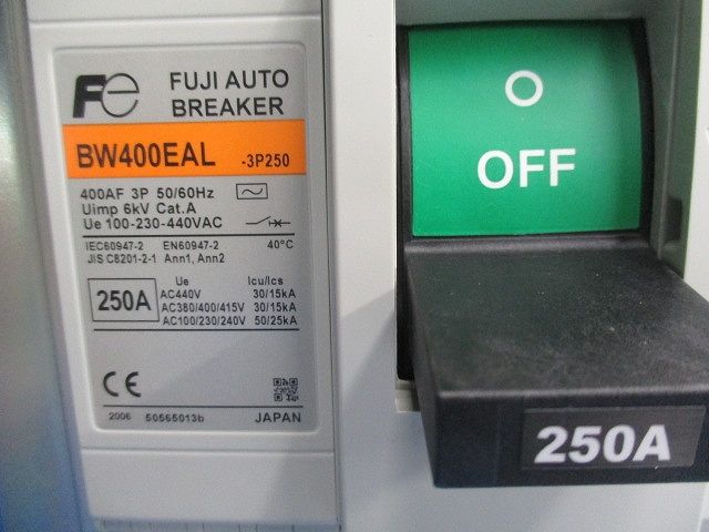  オートブレーカ3 P 250 A 漏電警報付 電設資材 材料 資材