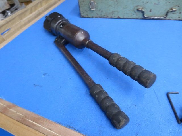 手動油圧式工具