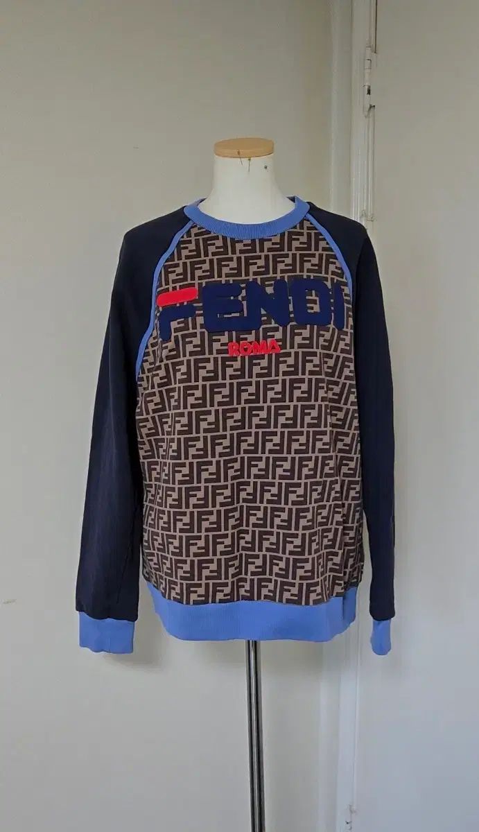 FENDI 正規品 フィラ コラボ スウェット/XL/コンディション最高 - メルカリ